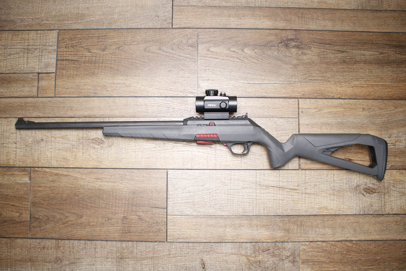 WINCHESTER FIREARMS Wildcat 22 LR Police Trade-In Rifle with Red Dot