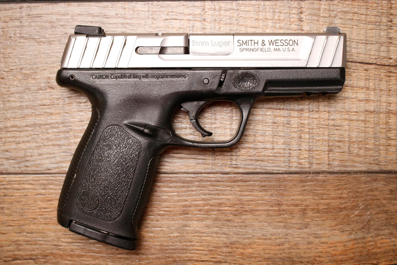 SMITH AND WESSON SD9VE 9mm Police Trade-In Pistol