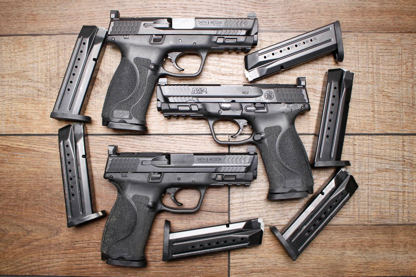 SMITH AND WESSON M&P9 M2.0 MOS 9mm Police Trade-In Pistol (New in Box Condition)