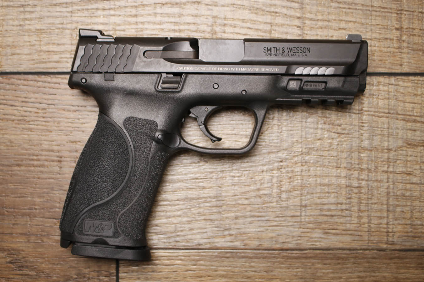 SMITH AND WESSON M&P9 M2.0 9mm Police Trade-In Pistol with Three Magazines