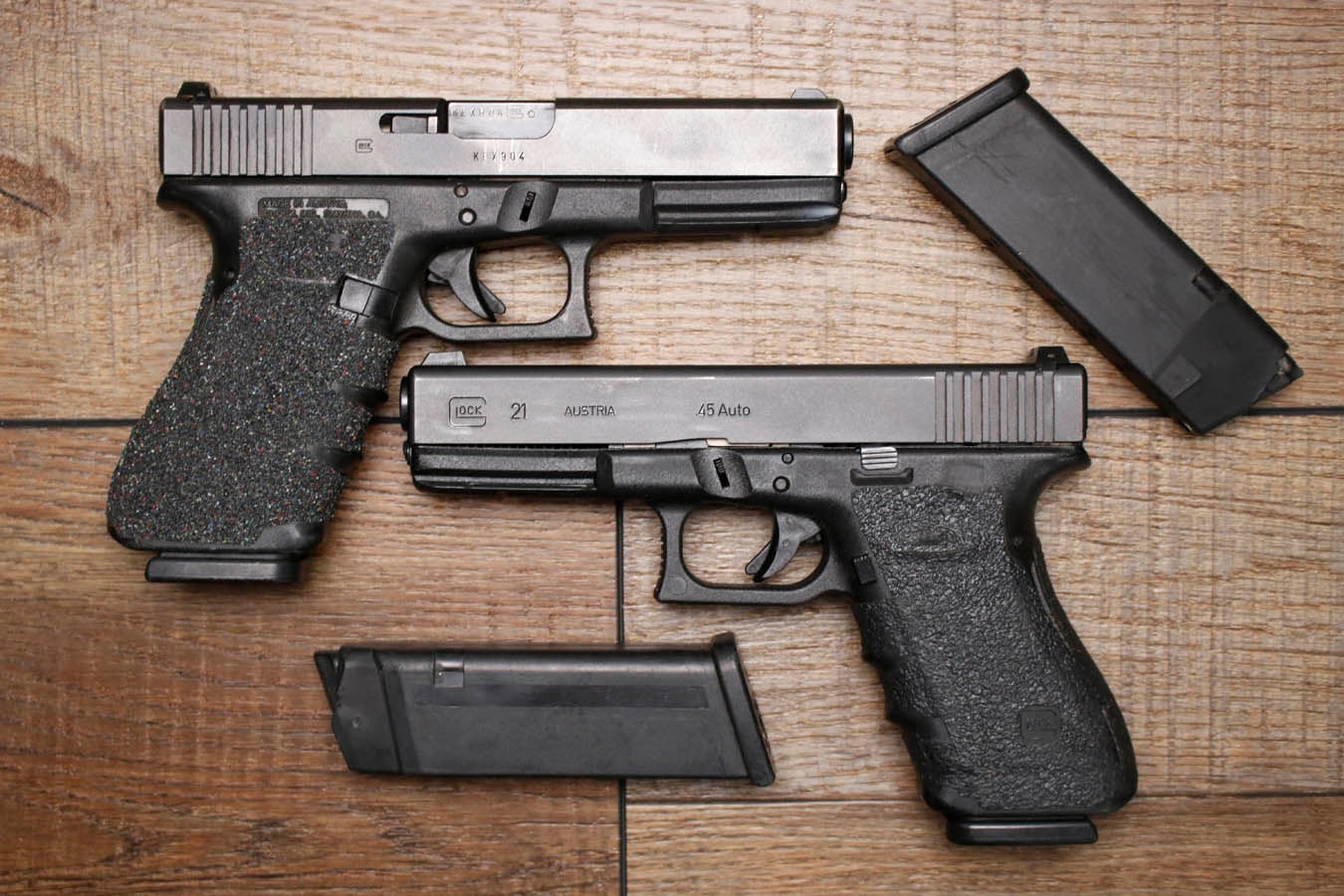 GLOCK 21 Gen 3 45 ACP Stippled Police Trade-In Pistol (Very Good Condition)