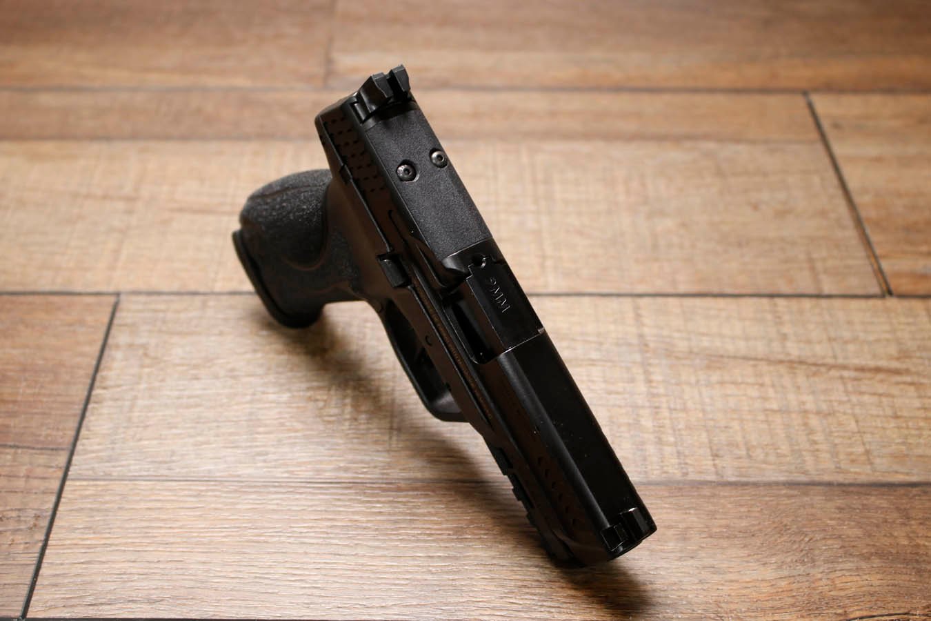 SMITH AND WESSON M&P9 M2.0 9mm Optic Ready Police Trade-in Pistols (New in Box)