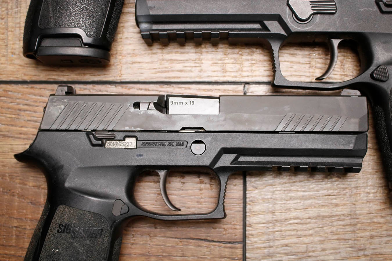 SIG SAUER P320 Full-Size 9mm Police Trade-in Pistols with Night Sights (Good Condition)