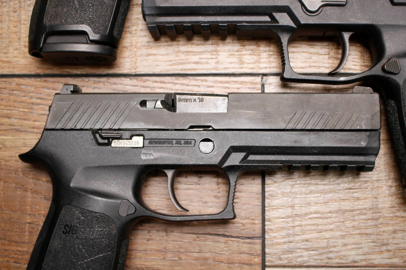 SIG SAUER P320 Full-Size 9mm Police Trade-in Pistols with Night Sights (Fair Condition)