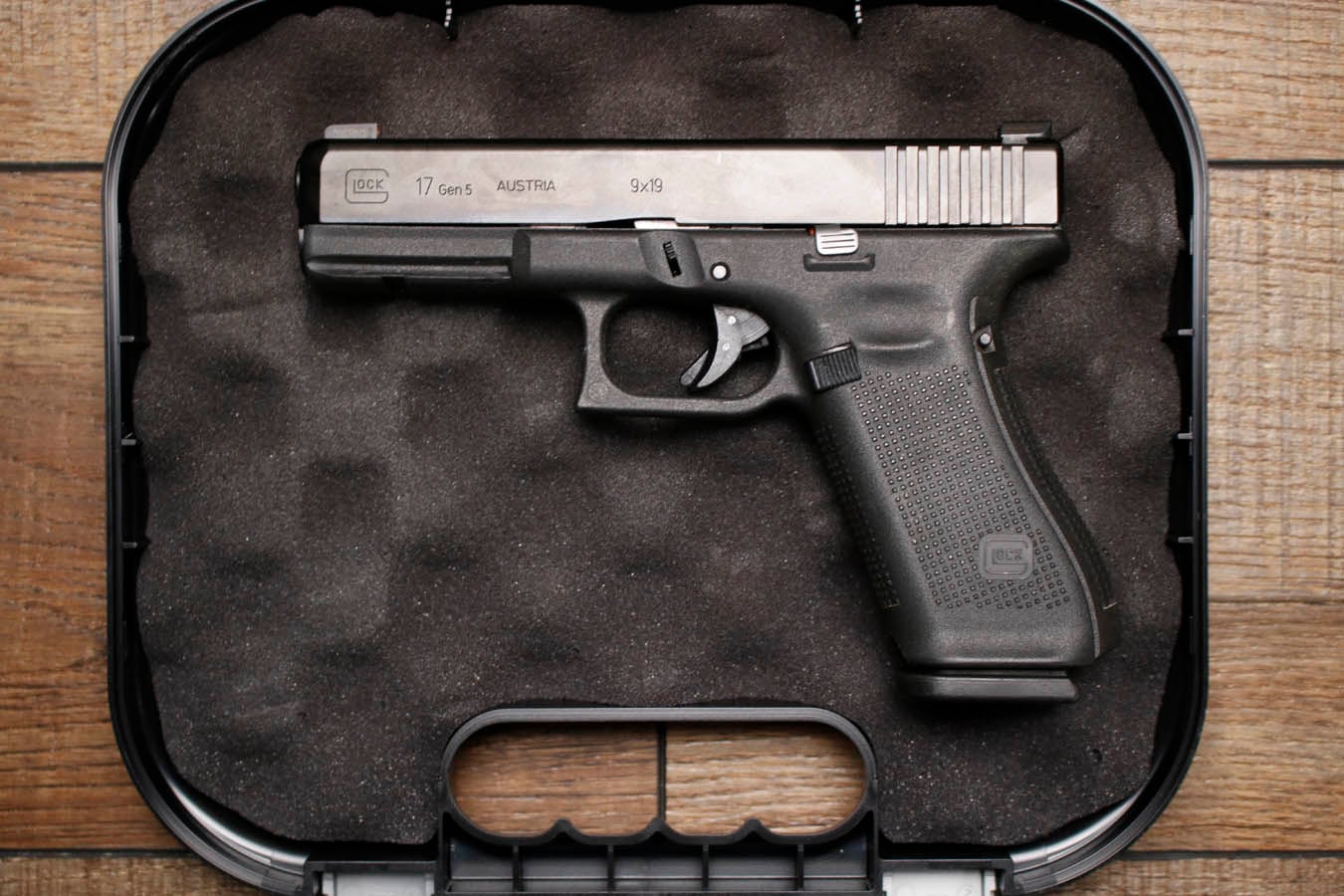 GLOCK 17 Gen 5 9mm Police Trade-in Pistol with Police Markings and Original Box
