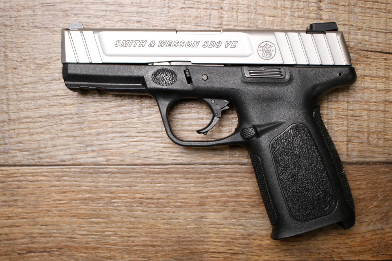 SMITH AND WESSON SD9VE 9mm Police Tarde-In Pistol (No Magazine)