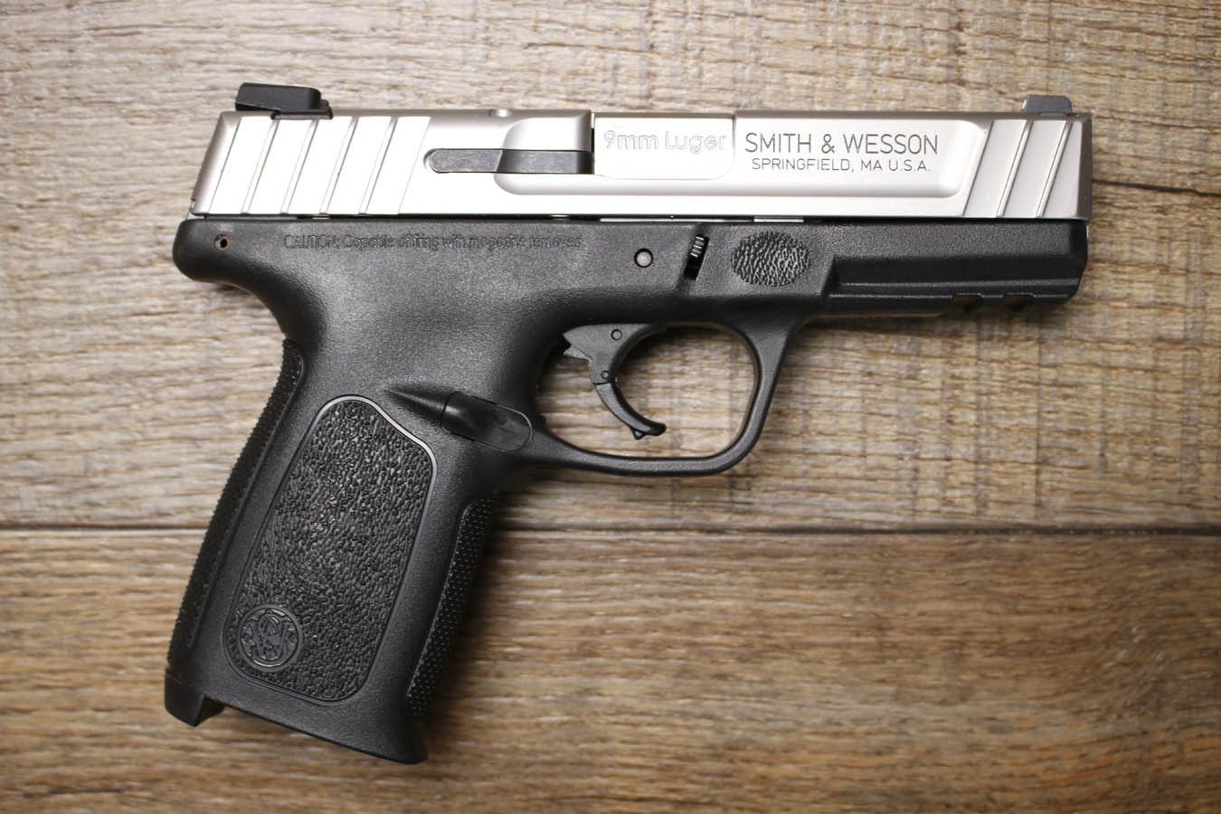 SMITH AND WESSON SD9VE 9mm Police Tarde-In Pistol (No Magazine)