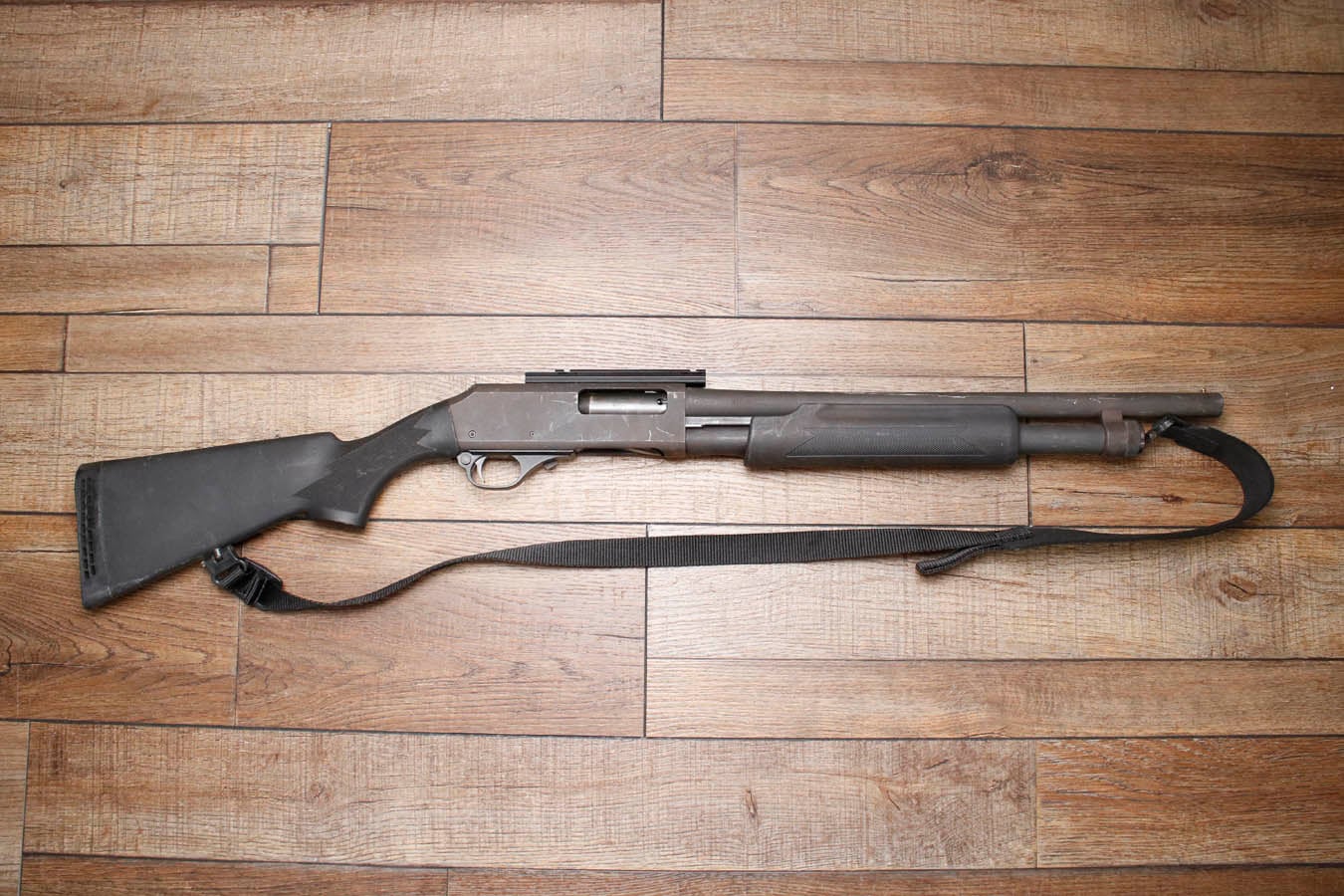 NEW ENGLAND FIREARMS Pardner 12GA Police Trade-In Shotgun