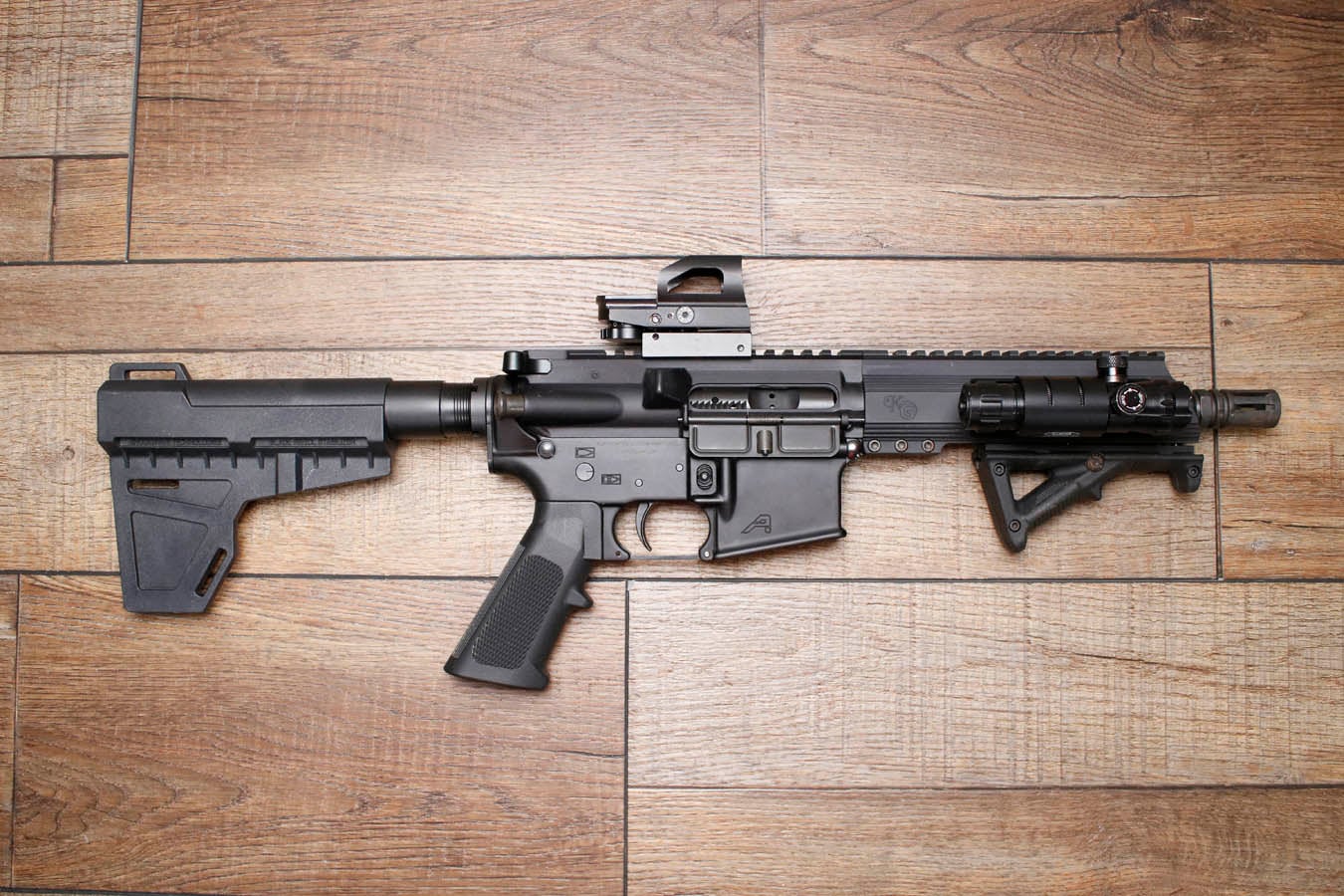 AERO PRECISION INC 223/5.56mm Police Trade-In AR-15 Pistol with Red Dot (No Magazine)