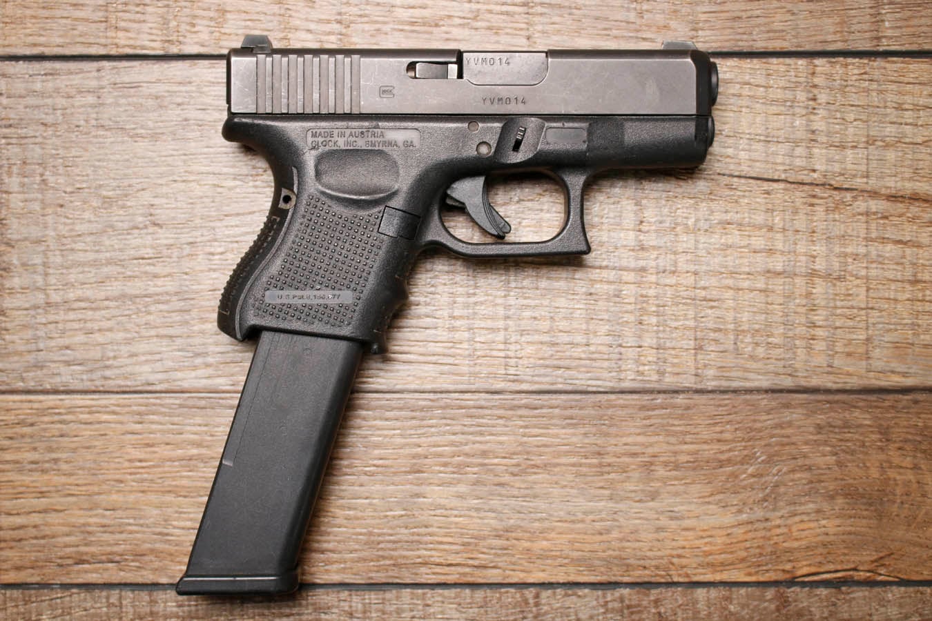 GLOCK 27 Gen 4 40 S&W Police Trade-In Pistol with 22 Round Extended Magazine