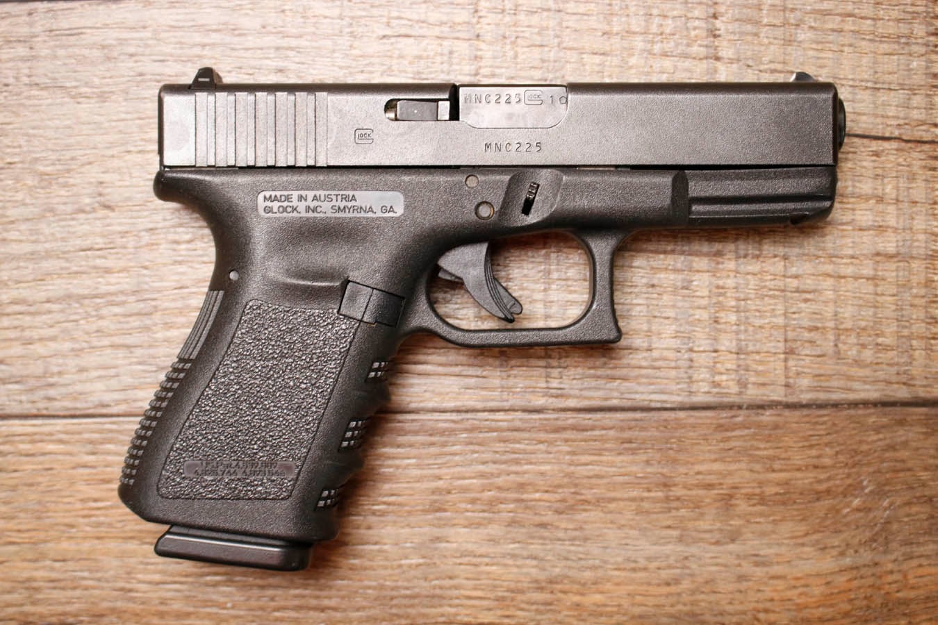 GLOCK 19 Gen 3 9mm Police Trade-In Pistol