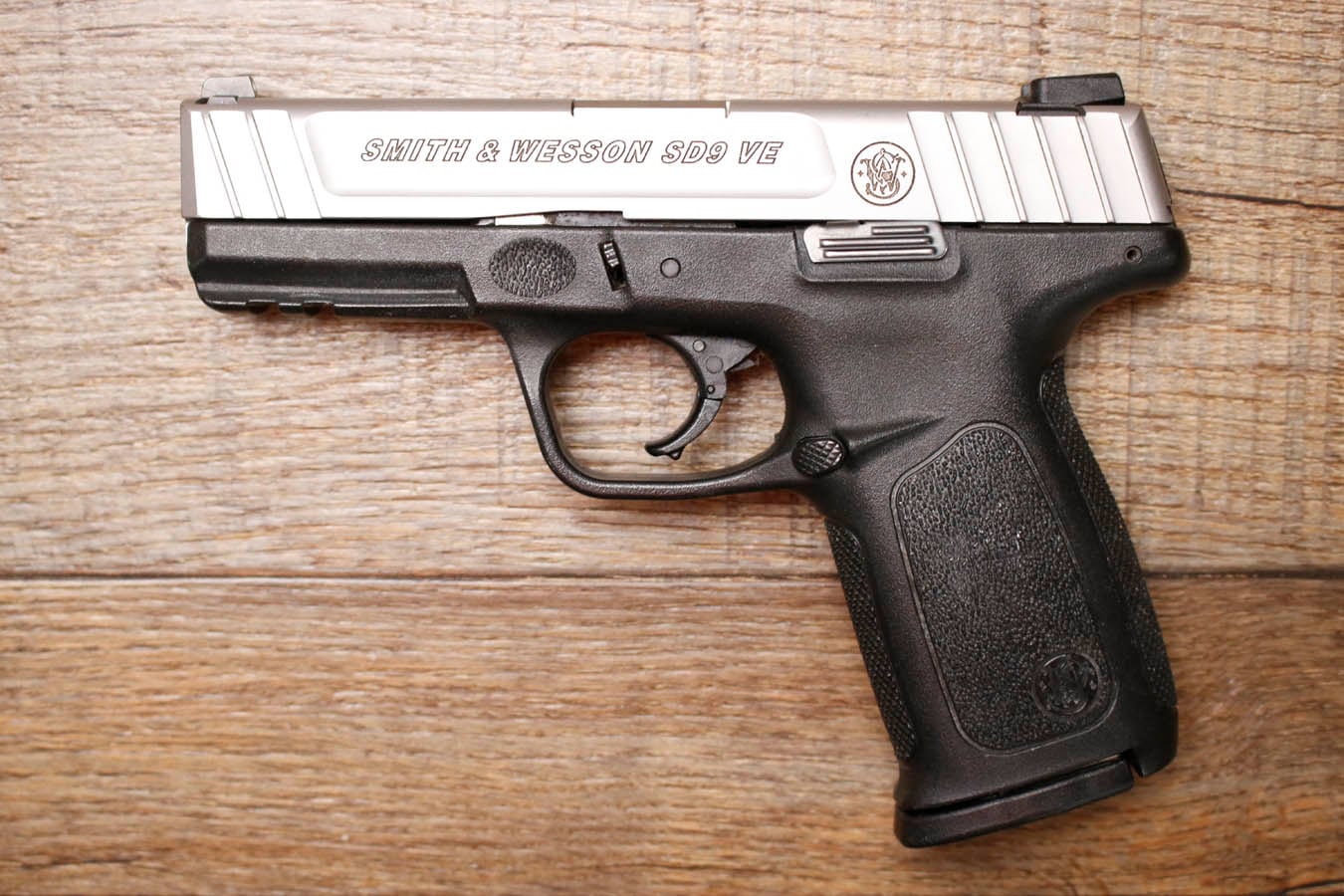 SMITH AND WESSON SD9VE 9mm Police Trade-In Pistol
