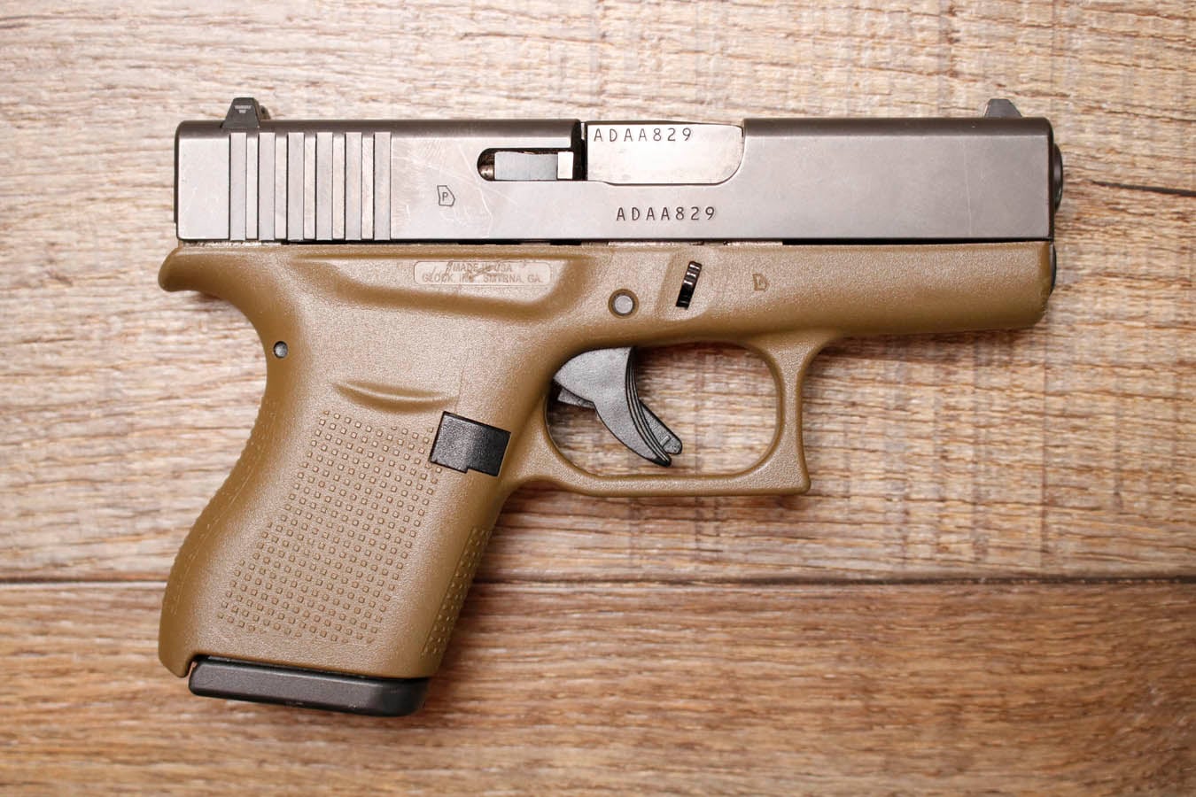 GLOCK 43 9mm Police Trade-In Pistol with FDE Grip Frame