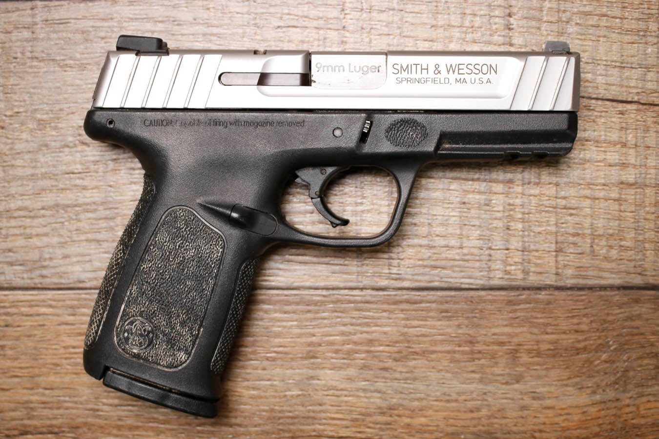 SMITH AND WESSON SD9VE 9mm Police Trade-In Pistol