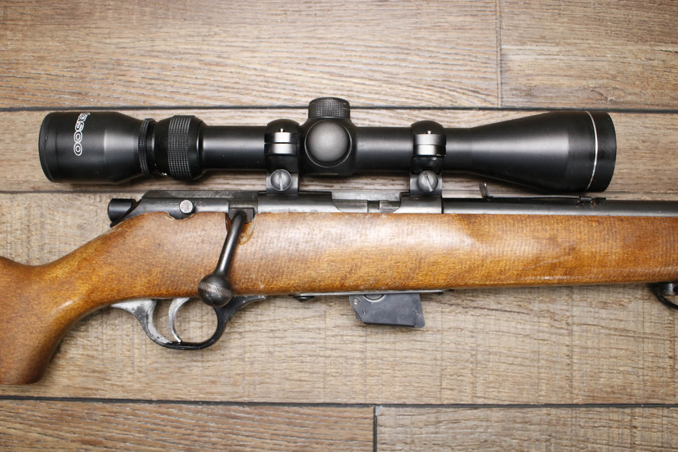 GLENFIELD 25 22 S,L,LR Police Trade-In Rifle with Scope and Two Magazines