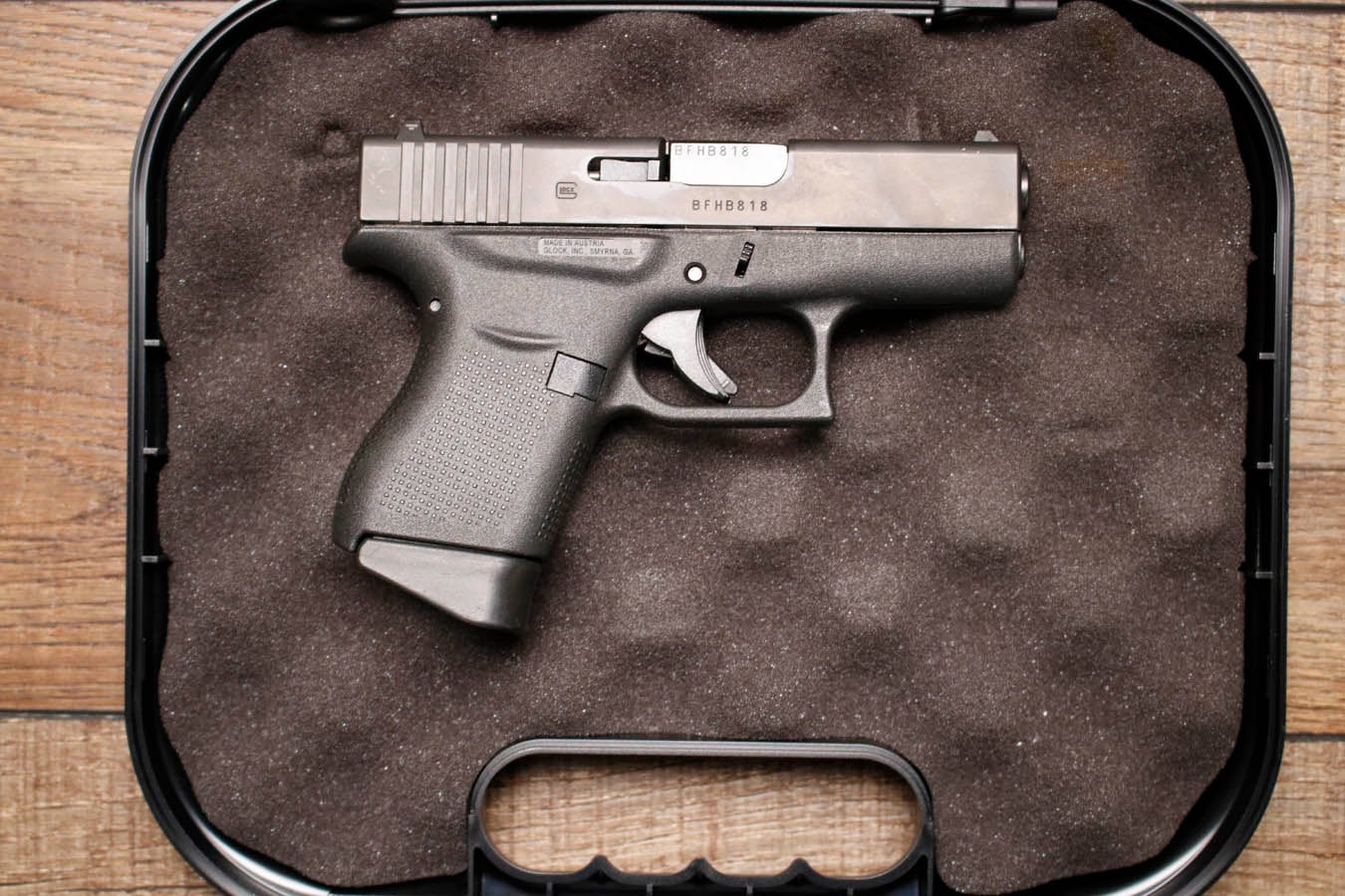 GLOCK 43 9mm Police Trade-In Pistol with Case and Tw Magazines