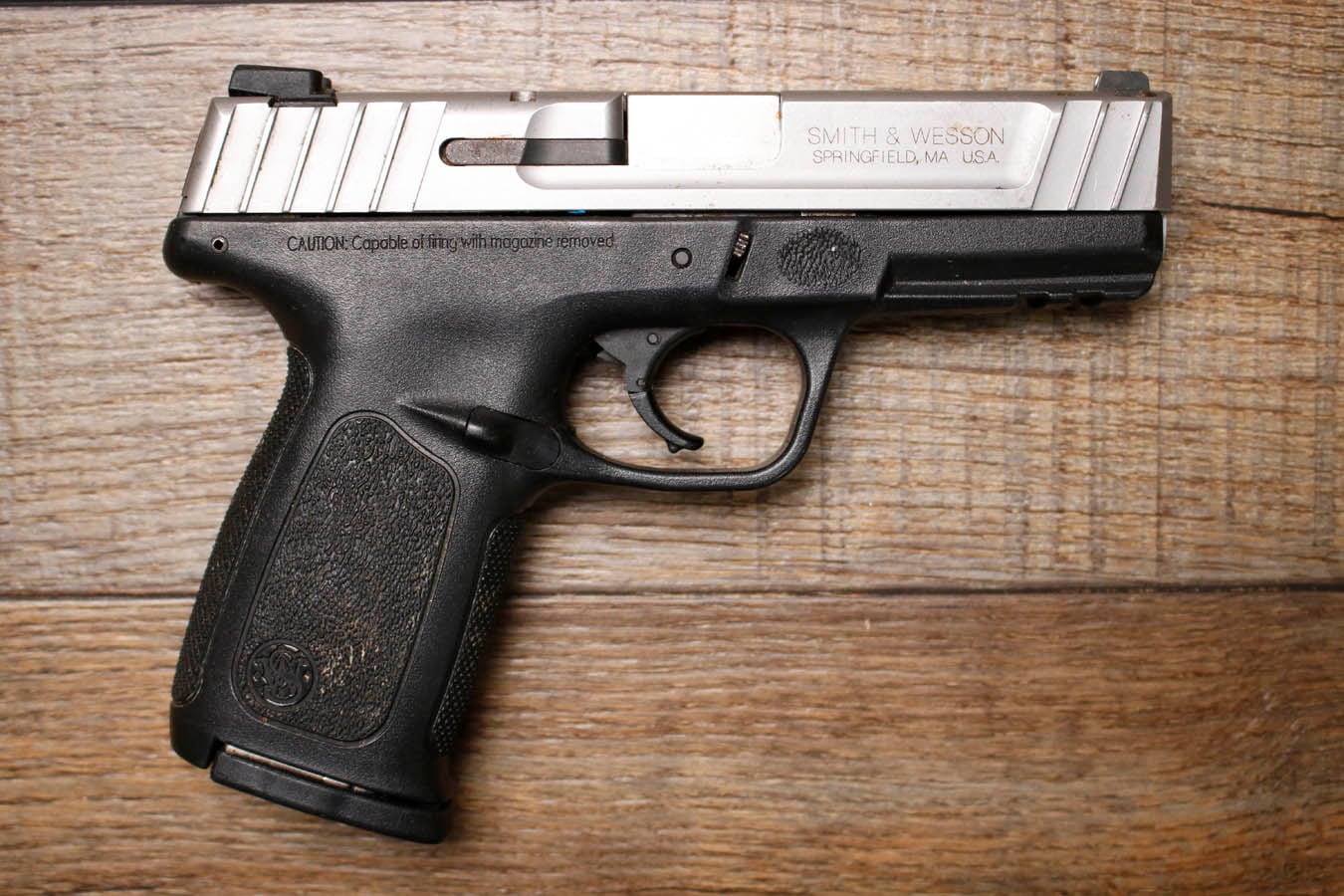 SMITH AND WESSON SD9VE 9mm Police Trade-In Pistol
