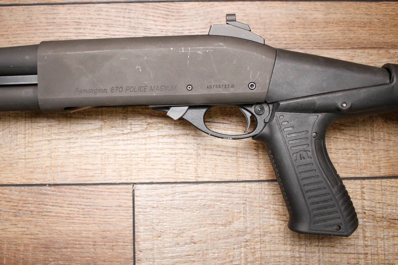 REMINGTON 870 Police Magnum 12GA Police Trade-In NFA Short Barrel Shotgun with Sure Fire Foregrip and Flashlight