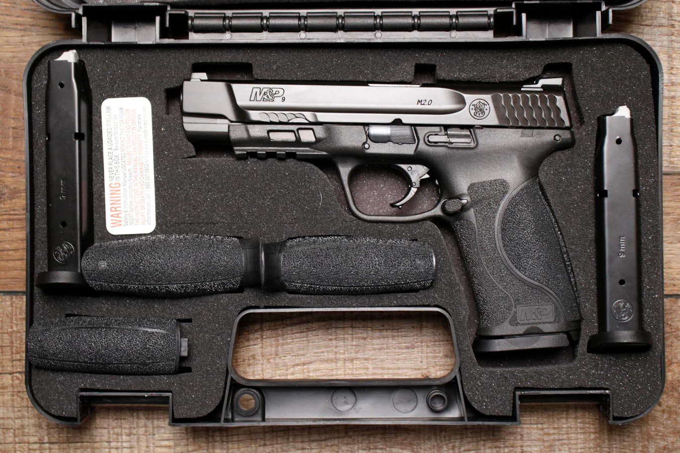 SMITH AND WESSON M&P9 M2.0 Full-Size 9mm Police Trade-in Pistol with Three Magazines and Original Box (New in Box)