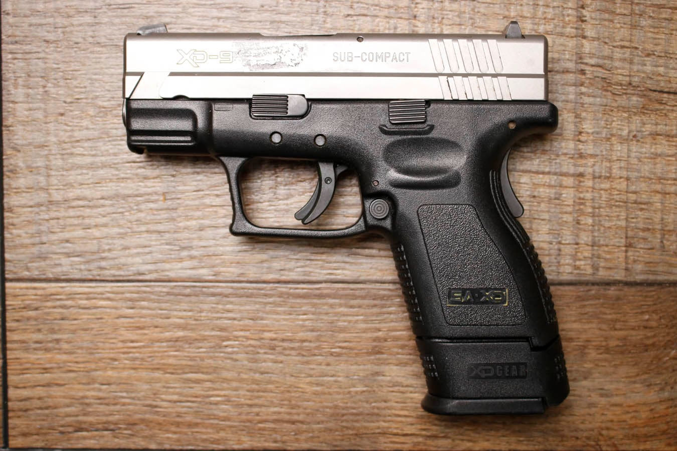 SPRINGFIELD XD-9 9mm Police Trade-In Pistol with Stainless Slide