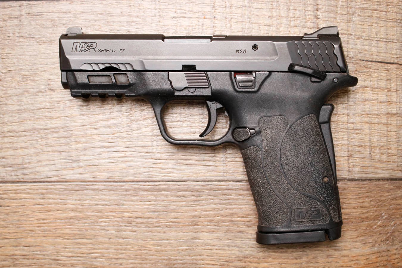 SMITH AND WESSON M&P9 Shield EZ M2.0 9mm Police Trade-In Pistol