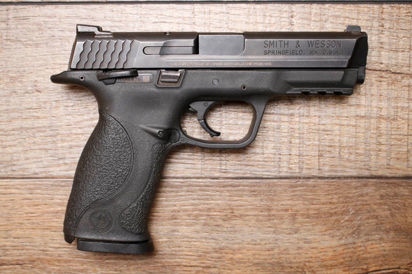 SMITH AND WESSON M&P9 Full-Size 9mm Police Trade-In Pistol with Manual Thumb Safety