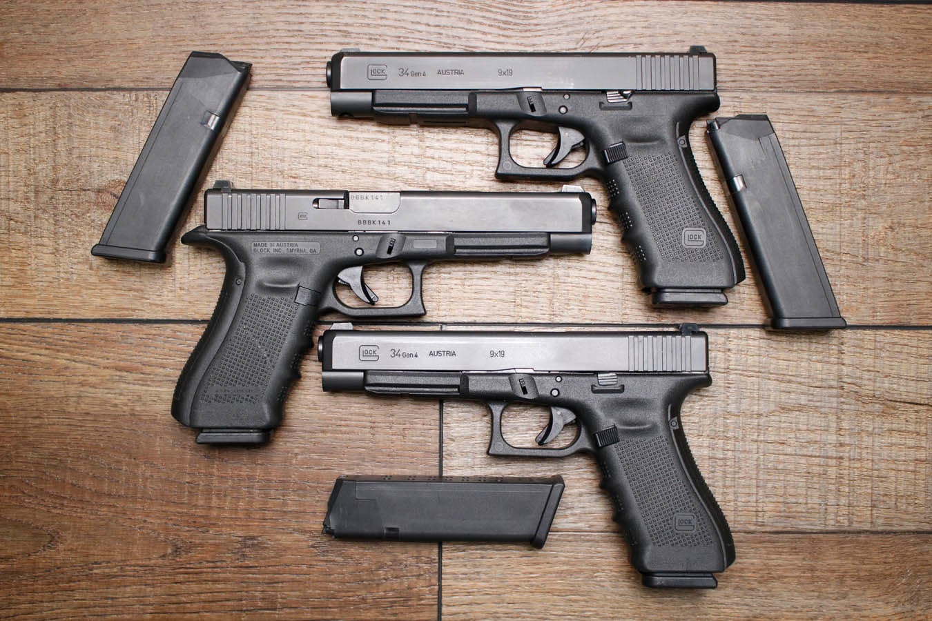 Glock 34 Gen4 9mm Police Trade-In Pistol with Night Sights (Very Good Condition)