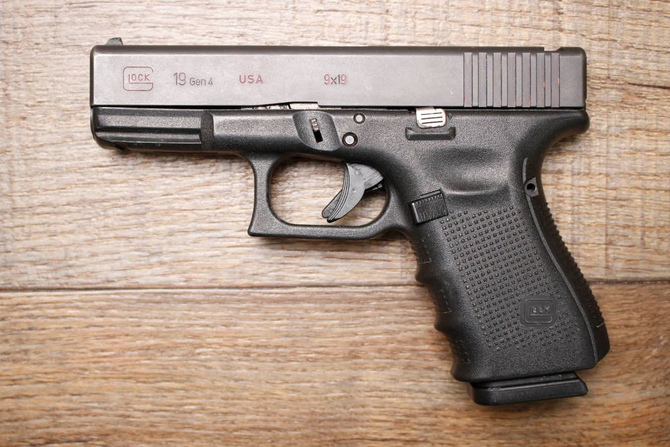 GLOCK 19 Gen 4 9mm Police Trade-In Pistol