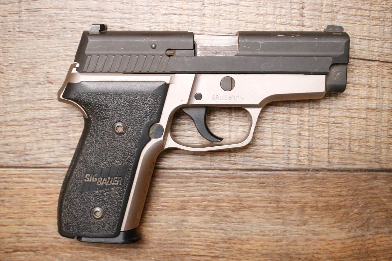 SIG SAUER P229 40 S&W DAO Two-Tone Police Trade-In Pistol