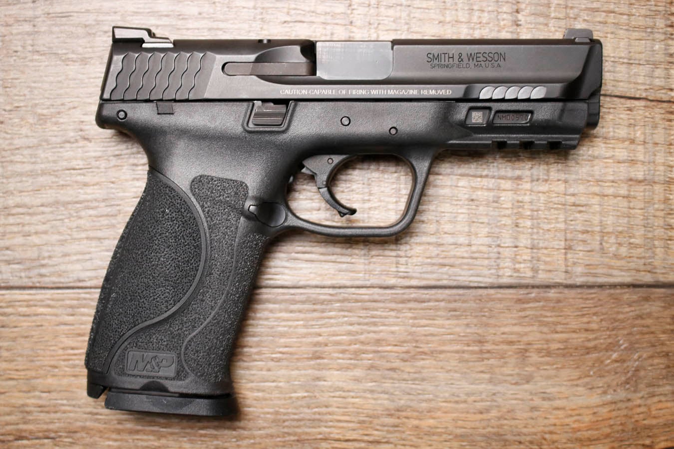 SMITH AND WESSON M&P9 M2.0 9mm Police Trade-In Pistol with Three Magazines