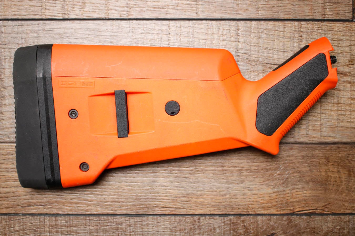 MAGPUL SGA Stock – Mossberg 500/590/590A1 - Orange