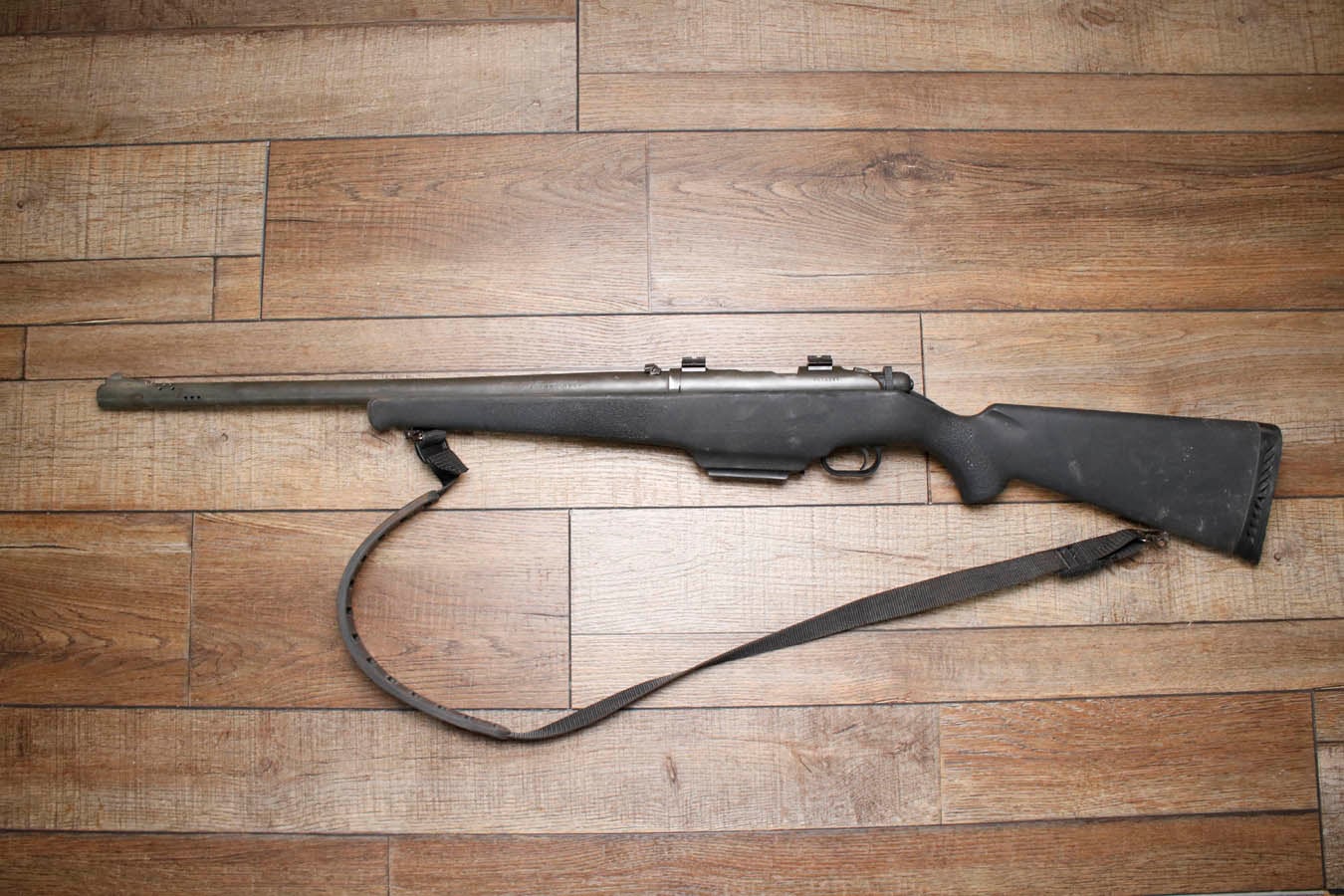 MOSSBERG 695 12GA Police Trade-In Bolt Action Shotgun 