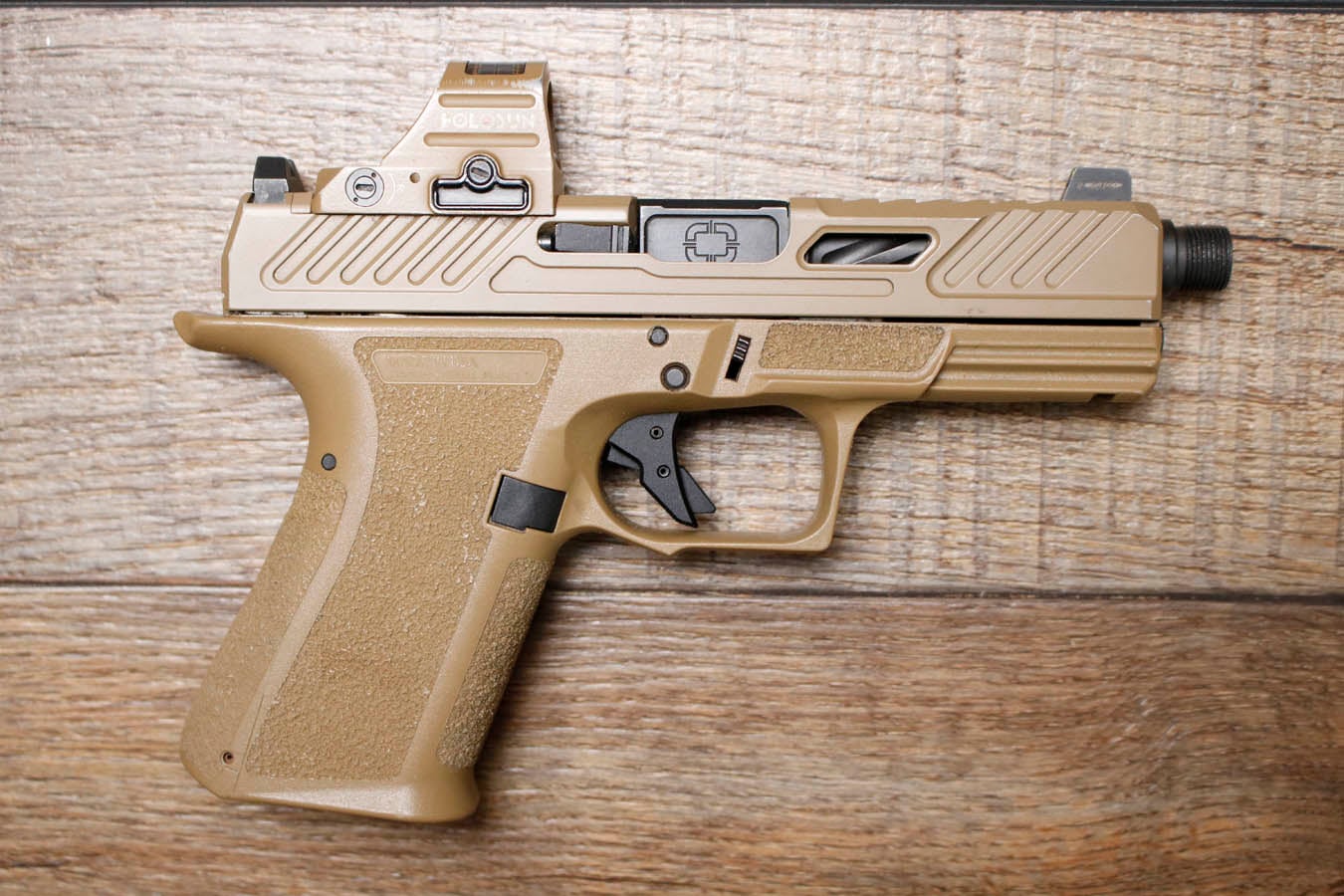 SHADOW SYSTEMS MR920 Elite FDE 9mm Threaded Barrel Police Trade-in Pistol with Holosun 507C X2 Optic