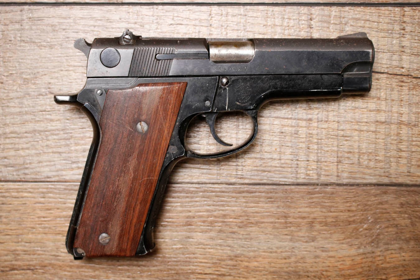 SMITH AND WESSON Model 59 9mm Police Trade-In Pistol