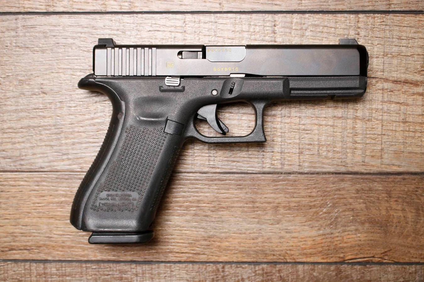 GLOCK 17 Gen 5 9mm Police Trade-In Pistol