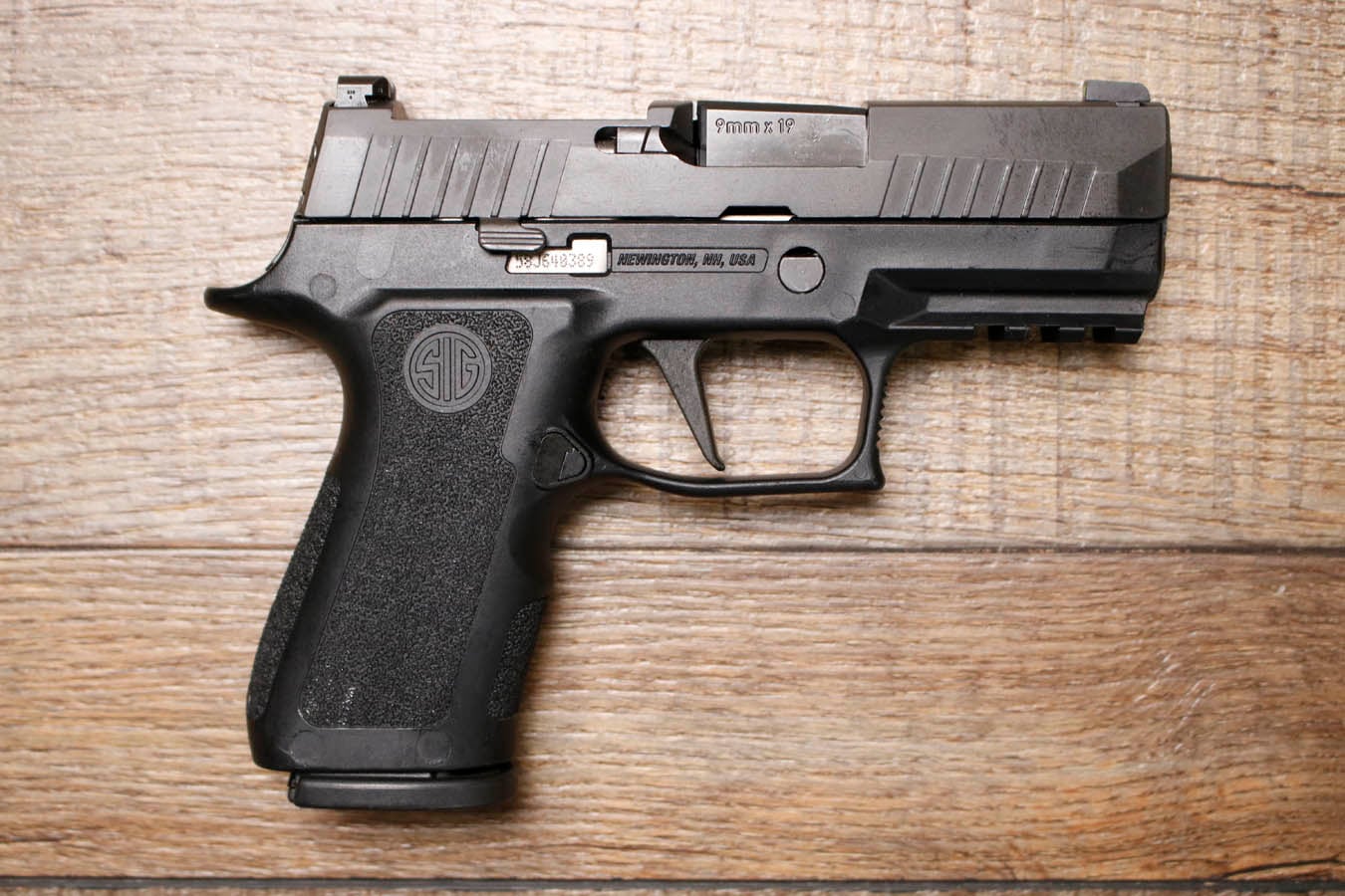 SIG SAUER P320 X-Compact 9mm Police Trade-In Optic Ready Pistol with Night Sights (Very Good Condition)