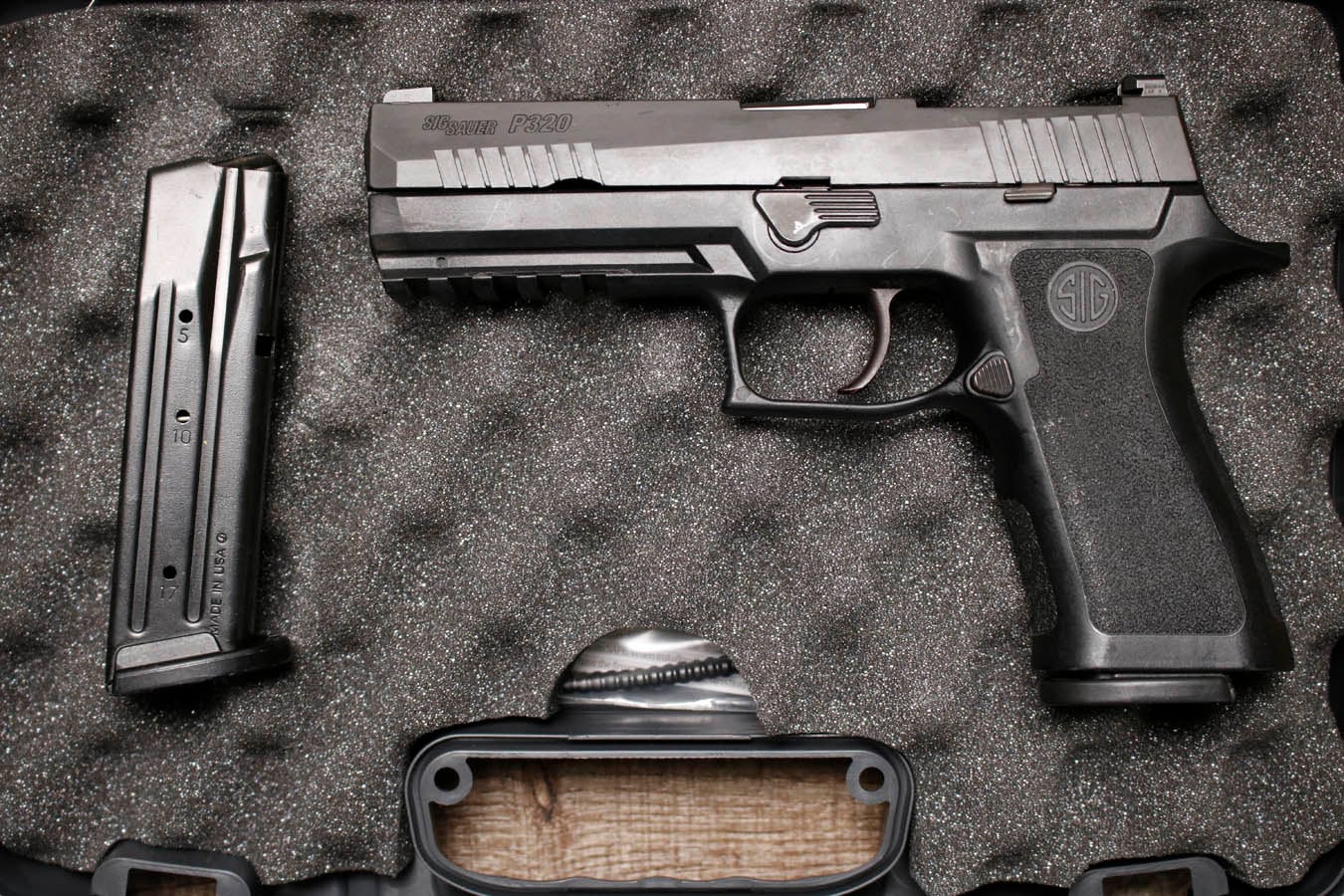 SIG SAUER P320 X-Full 9mm Police Trade-In Optic Ready Pistol with Night Sights (Good Condition)