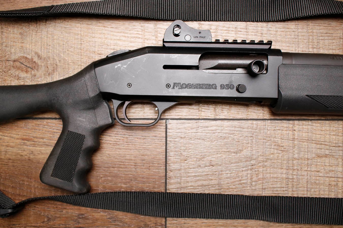 MOSSBERG 930 12GA Semi-Automatic Police Trade-In Shotgun with Pistol Grip