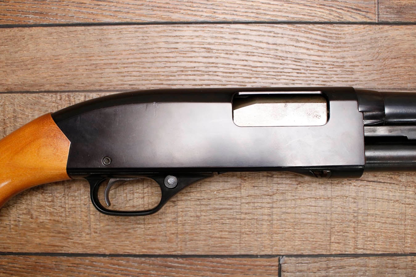 WINCHESTER FIREARMS 1300 Defender 12GA Police Trade-In Shotgun