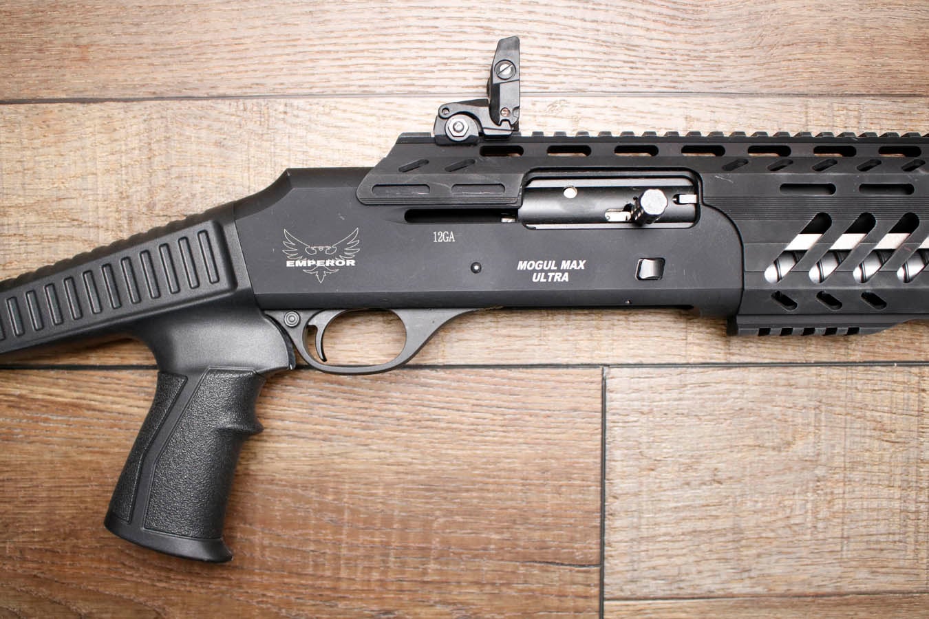 EMPEROR FIREARMS Mogul Max Ultra 12GA Police Trade-In Shotgun with Case and Choke Tubes