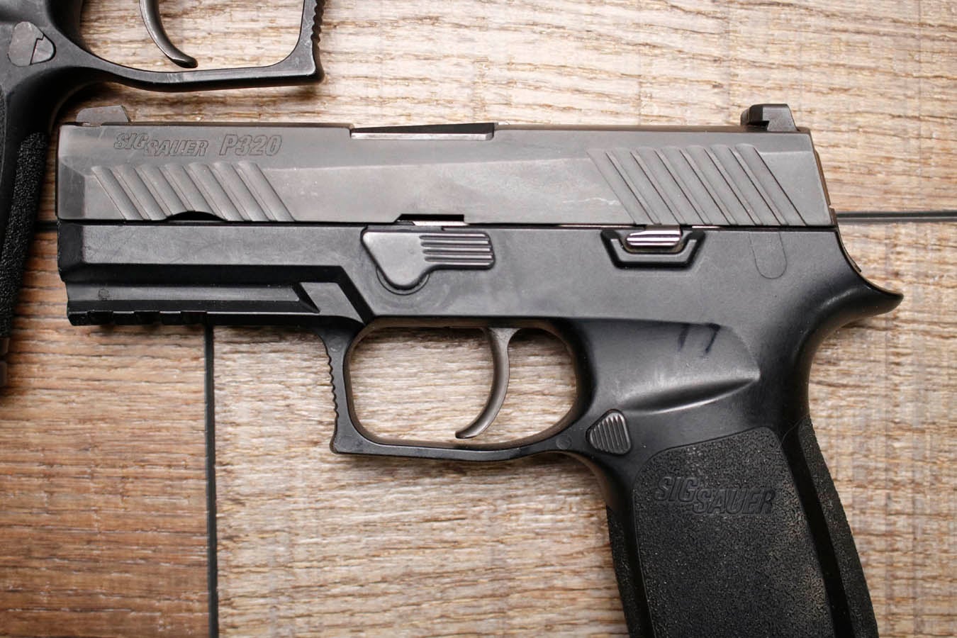 SIG SAUER P320 Carry 9mm Police Trade-In Pistol (Fair Condition) with Night Sights