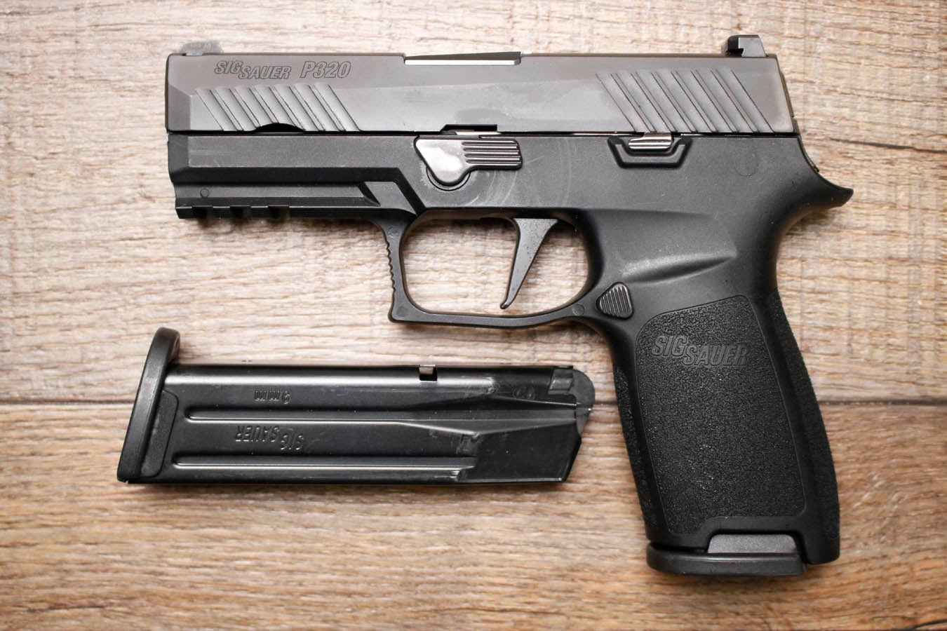 SIG SAUER P320 Carry 9mm Police Trade-In Pistol (Very Good Condition) with Night Sights