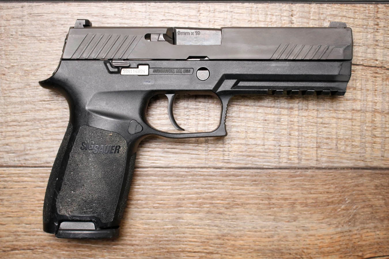 SIG SAUER P320 9mm Police Trade-In Pistol (Very Good Condition)