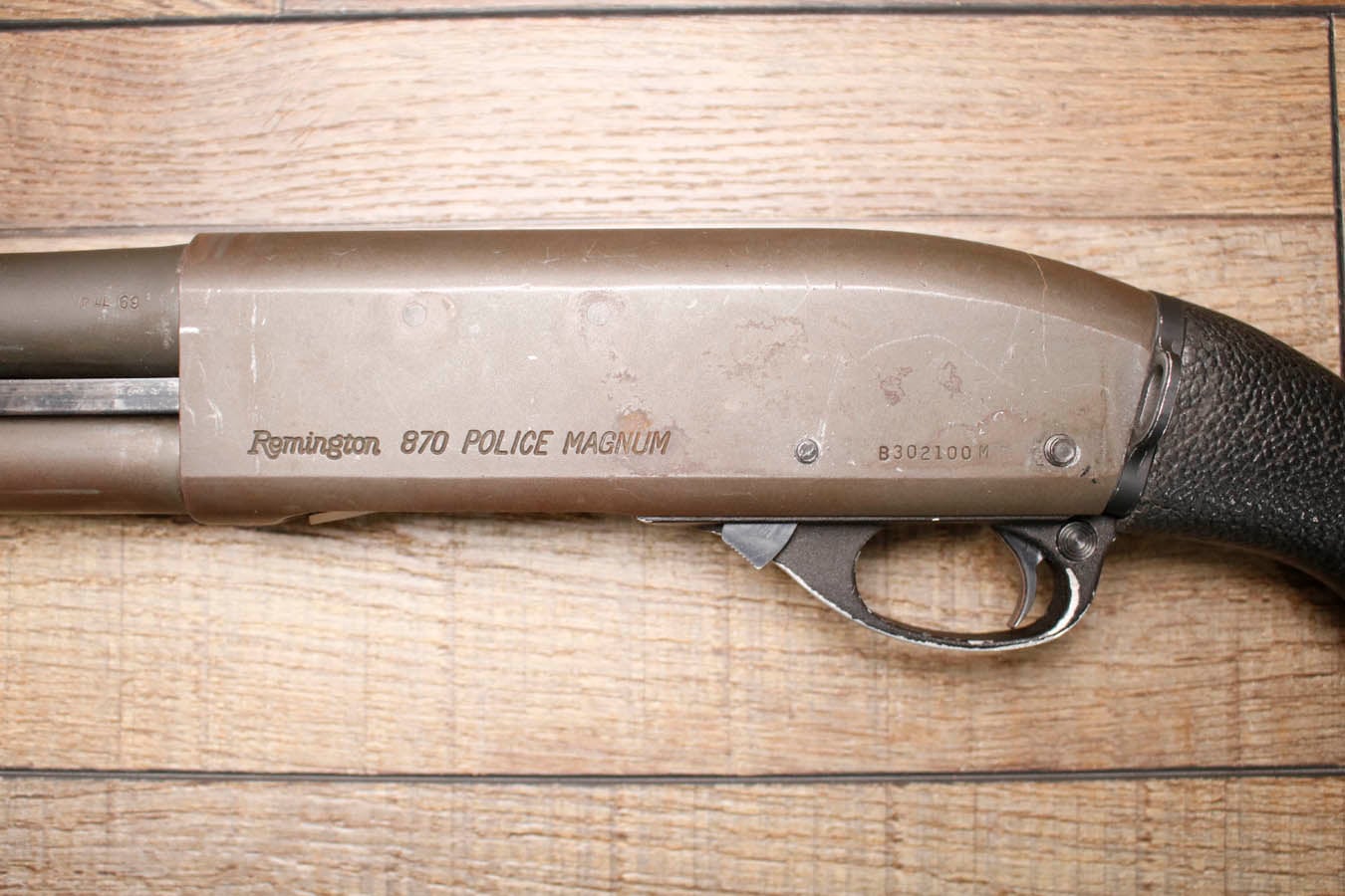 REMINGTON Police Magnum 12GA Police Trade-In Shotgun with SureFire Flashlight