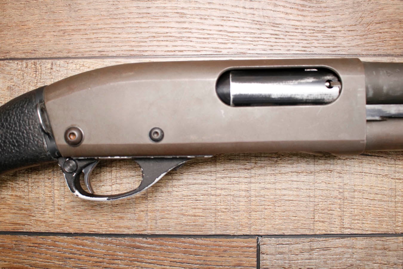 REMINGTON Police Magnum 12GA Police Trade-In Shotgun with SureFire Flashlight