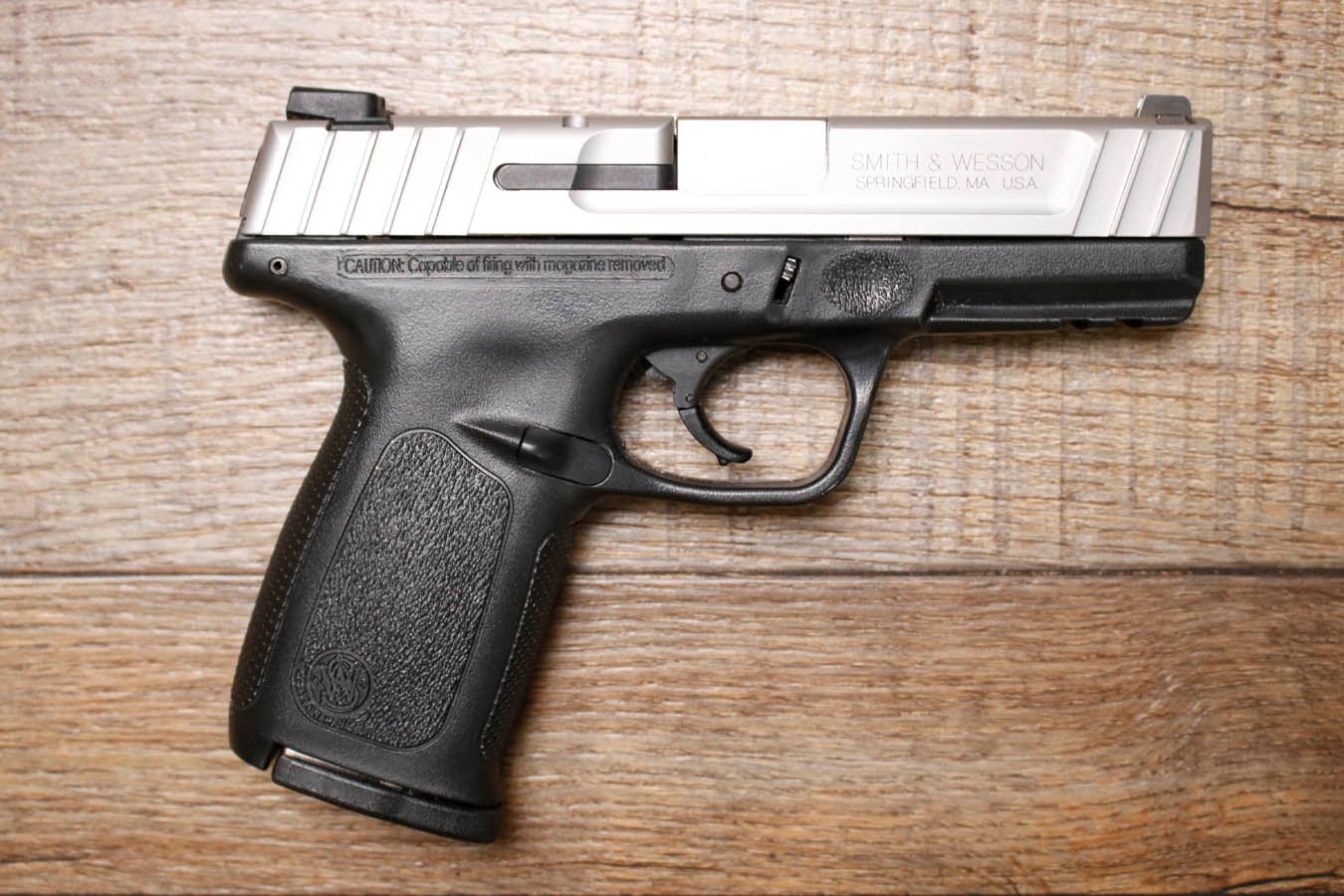 SMITH AND WESSON SD9VE 9mm Police Trade-In Pistol