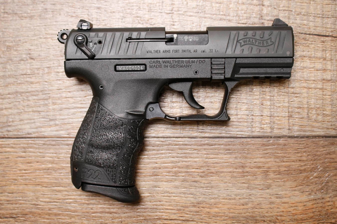 WALTHER P22 22 LR Police Trade-In Pistol with Original Box