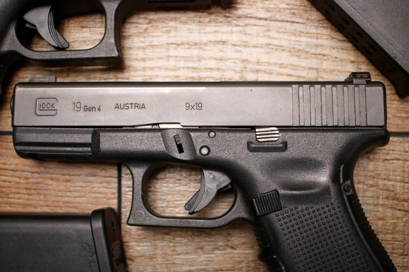 GLOCK 19 Gen 4 9mm Police Trade-In Pistols with Dover PD Department Stamps (Good Condition)