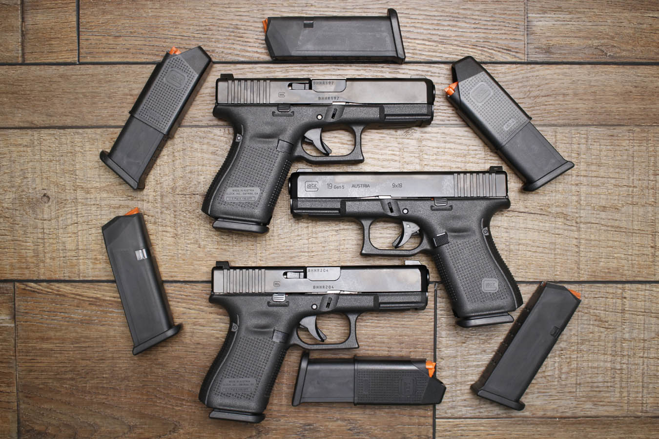 GLOCK 19 Gen 5 9mm Police Trade-In Pistols with Three Magazines