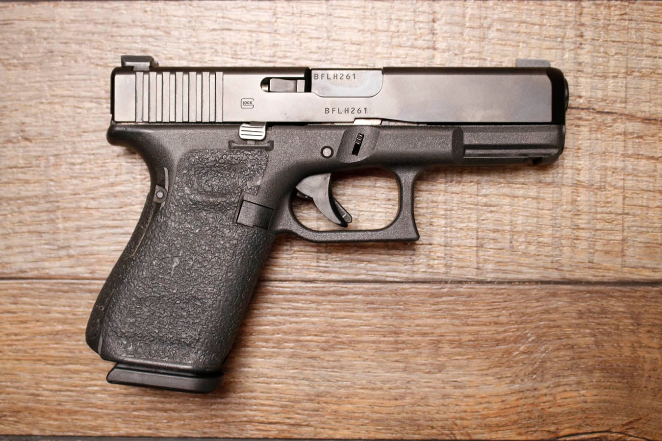 GLOCK 19 Gen 5 9mm Police Trade-In Pistol